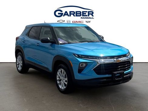 Used 2025 Chevrolet TrailBlazer LS w/ LS Convenience Package FWD image 7