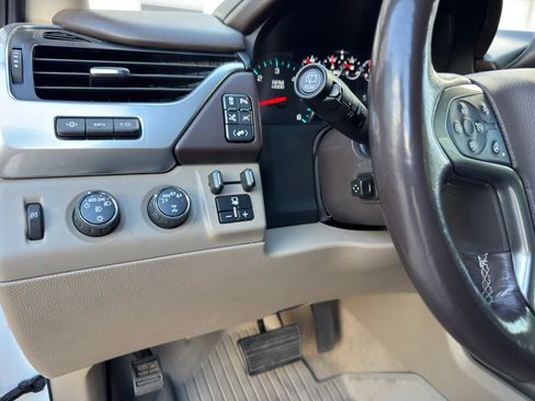 Used 2020 Chevrolet Suburban Premier w/ Max Trailering Package image 12