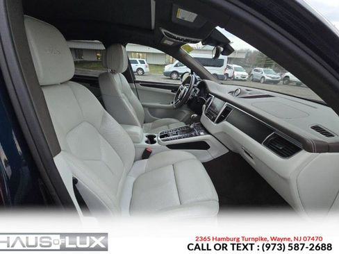 Used 2017 Porsche Macan GTS image 6