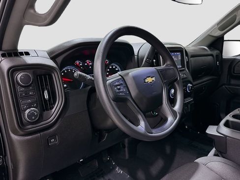 Used 2024 Chevrolet Silverado 1500 Custom AWD/4WD image 9