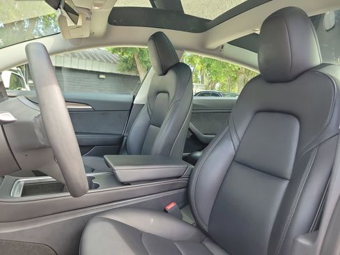 Used 2023 Tesla Model 3 Standard Range RWD image 19
