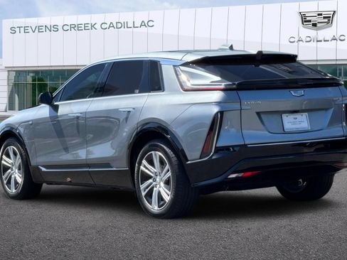 Certified 2024 Cadillac Lyriq Tech RWD image 5
