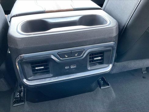 Used 2024 Chevrolet Silverado 3500 High Country w/ High Country Premium Package AWD/4WD image 18