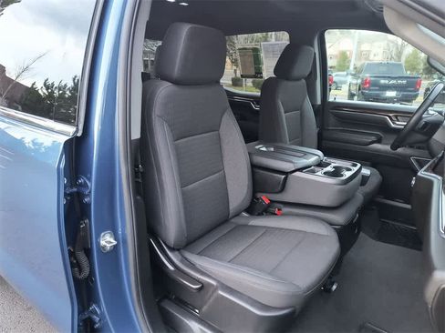 Used 2024 GMC Sierra 1500 SLE image 24