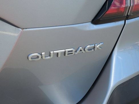 Used 2024 Subaru Outback Limited AWD/4WD image 11