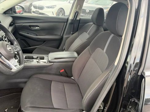 Used 2025 Nissan Sentra SV FWD image 25