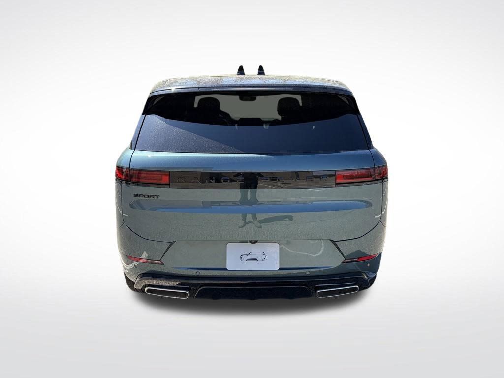 New 2026 Land Rover Range Rover Sport Dynamic SE AWD/4WD image 7