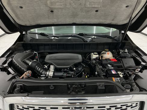Used 2018 GMC Acadia Denali w/ Technology Package AWD/4WD image 48