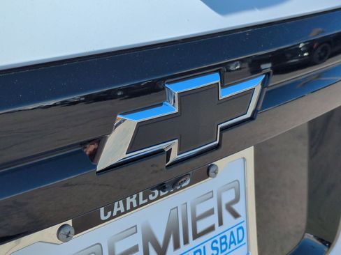 New 2026 Chevrolet Traverse LT w/ Driver Confidence Package FWD image 30