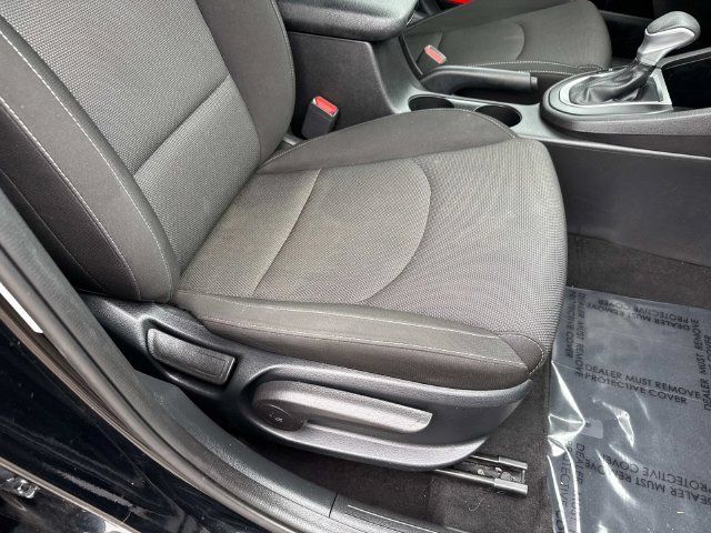 Used 2023 Kia Forte LXS w/ LXS Technology Package FWD image 10