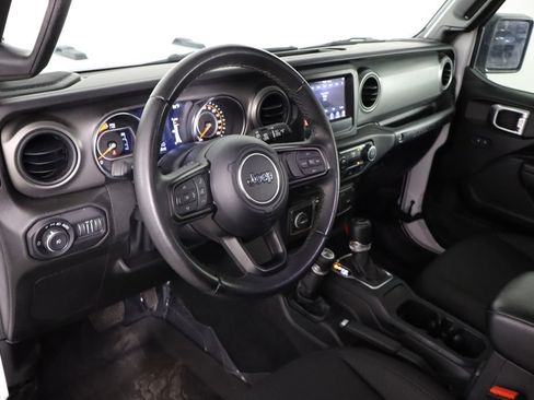 Used 2022 Jeep Wrangler Unlimited Sport AWD/4WD image 24