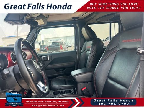 Used 2020 Jeep Gladiator Rubicon w/ Advanced Safety Group AWD/4WD image 19