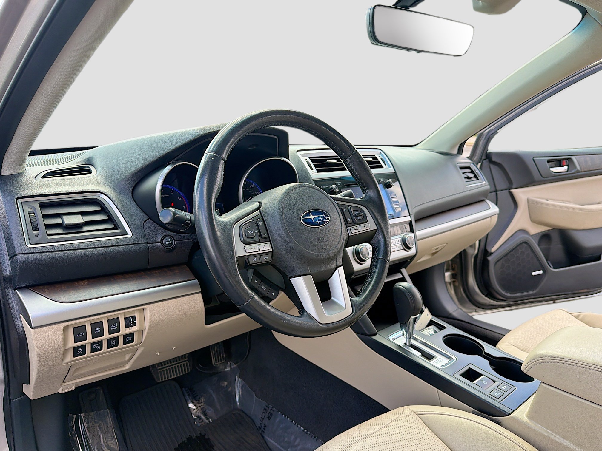 Used 2017 Subaru Outback 2.5i Limited AWD/4WD image 4