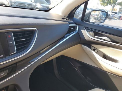 Used 2021 Buick Enclave Essence w/ Sound and Sites Package image 23
