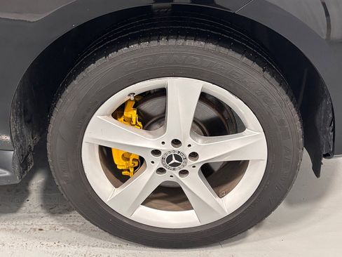 Used 2018 Mercedes-Benz GLE 350 350 4MATIC image 32