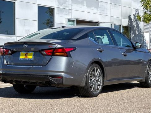 Used 2023 Nissan Altima 2.0 SR image 4