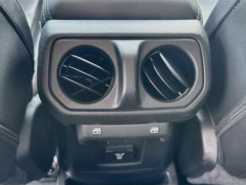 Used 2023 Jeep Wrangler Unlimited Sahara w/ Cold Weather Group AWD/4WD image 28