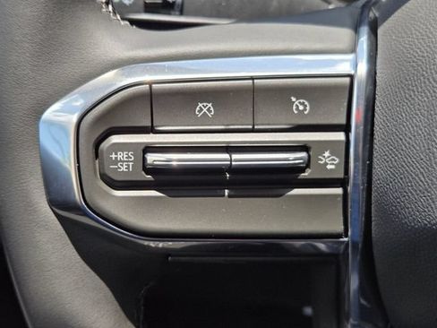 New 2026 GMC Canyon Elevation w/ Convenience Package RWD image 24