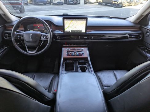 Used 2022 Lincoln Aviator Reserve w/ Elements Package Plus image 28