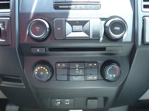 Used 2015 Ford F150 XL w/ Equipment Group 101A Mid RWD image 17