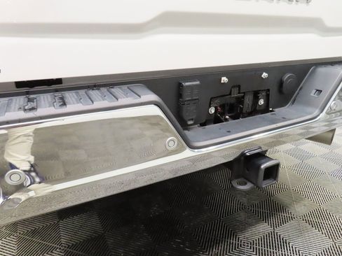 Used 2024 GMC Sierra 2500 SLT w/ SLT Premium Package image 49