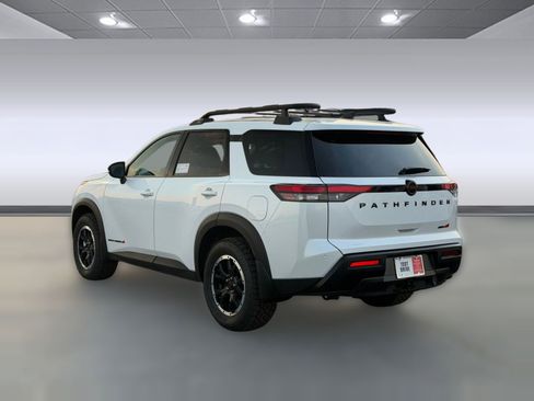 New 2026 Nissan Pathfinder Rock Creek image 3