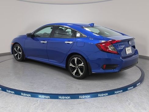 Used 2017 Honda Civic Touring image 8