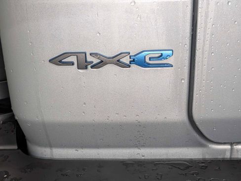 Used 2024 Jeep Wrangler Unlimited Rubicon 4xe image 14