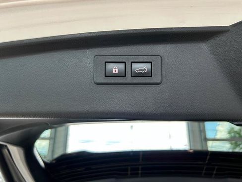 Used 2025 Subaru Outback Onyx Edition AWD/4WD image 24