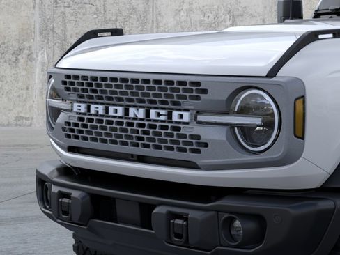 New 2026 Ford Bronco Badlands w/ Sasquatch Package AWD/4WD image 19