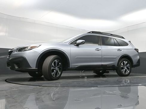 Used 2022 Subaru Outback Limited image 34