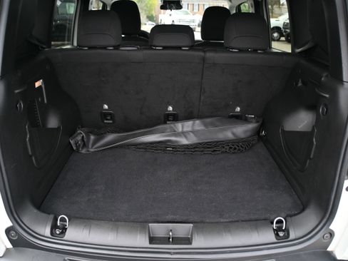 Used 2023 Jeep Renegade Altitude image 13