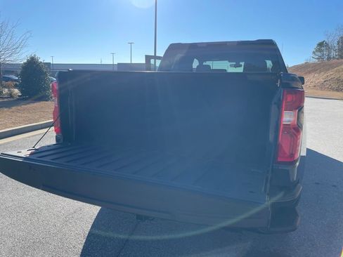 Used 2022 Chevrolet Silverado 1500 Custom image 24
