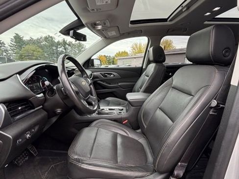 Used 2019 Chevrolet Traverse Premier w/ Redline Edition image 9