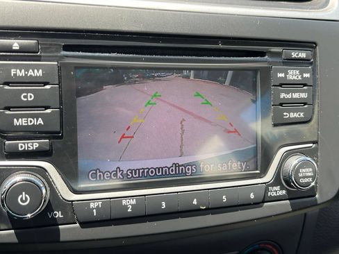 Used 2018 Nissan Sentra S FWD image 19