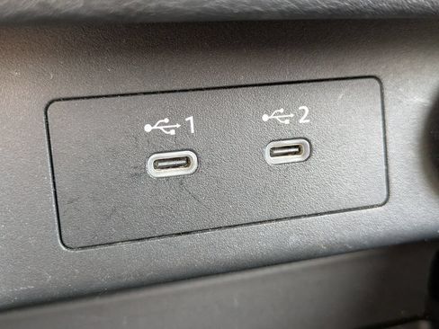 Certified 2025 Nissan Rogue SV FWD image 22