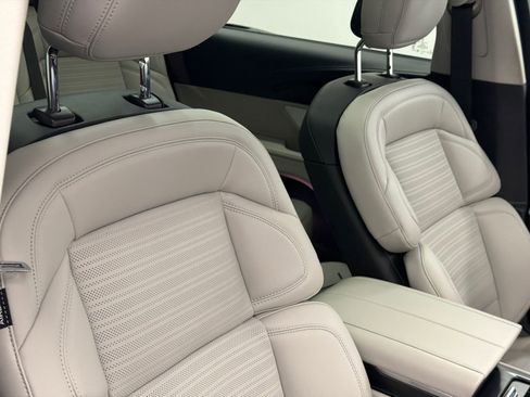 New 2026 Lincoln Nautilus Reserve image 11