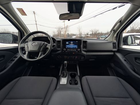 Used 2023 Nissan Frontier S w/ Technology Package image 2