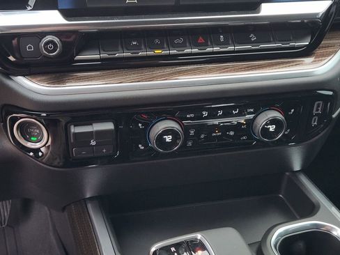 New 2026 Chevrolet Silverado 1500 LT Trail Boss w/ LPO, Dark Essentials Package image 16