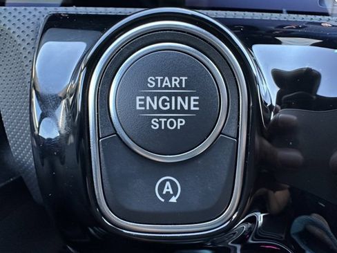 Used 2025 Mercedes-Benz CLA 250 4MATIC image 23