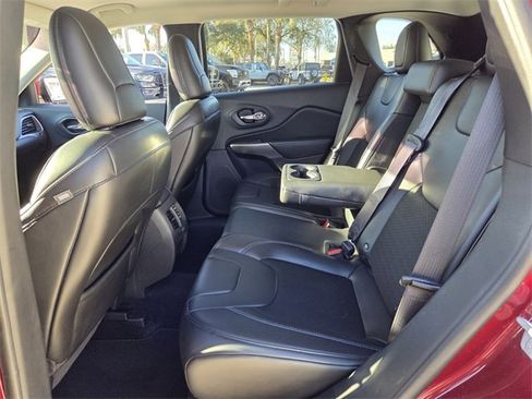 Certified 2019 Jeep Cherokee Latitude Plus image 14