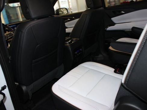 New 2026 Chevrolet Traverse High Country w/ LPO, Floor Liner Package image 14