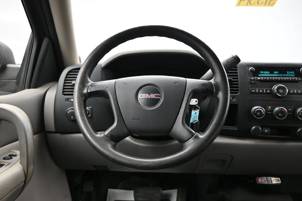 Used 2009 GMC Sierra 1500 W/T AWD/4WD image 16