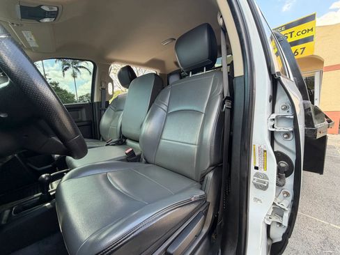 Used 2020 RAM 4500 Tradesman w/ Chrome Appearance Group AWD/4WD image 14