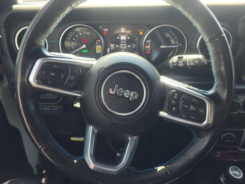 Used 2022 Jeep Wrangler Unlimited Rubicon 4xe w/ Steel Bumper Group AWD/4WD image 8