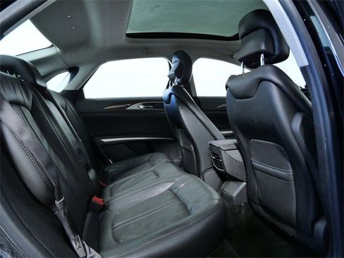 Used 2013 Lincoln MKZ Base image 11