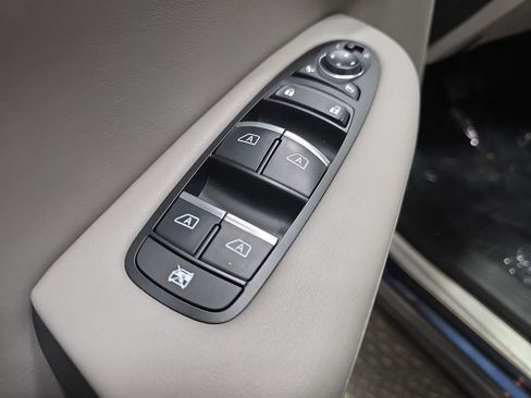 Certified 2023 INFINITI QX50 Luxe AWD/4WD image 23