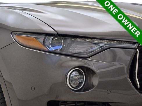 Used 2021 Maserati Levante S image 4