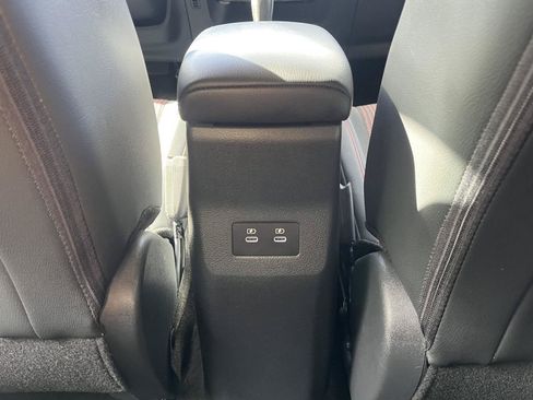 Certified 2025 Nissan Kicks SR AWD/4WD image 17