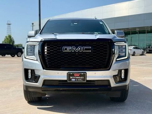 Used 2024 GMC Yukon Denali AWD/4WD image 3